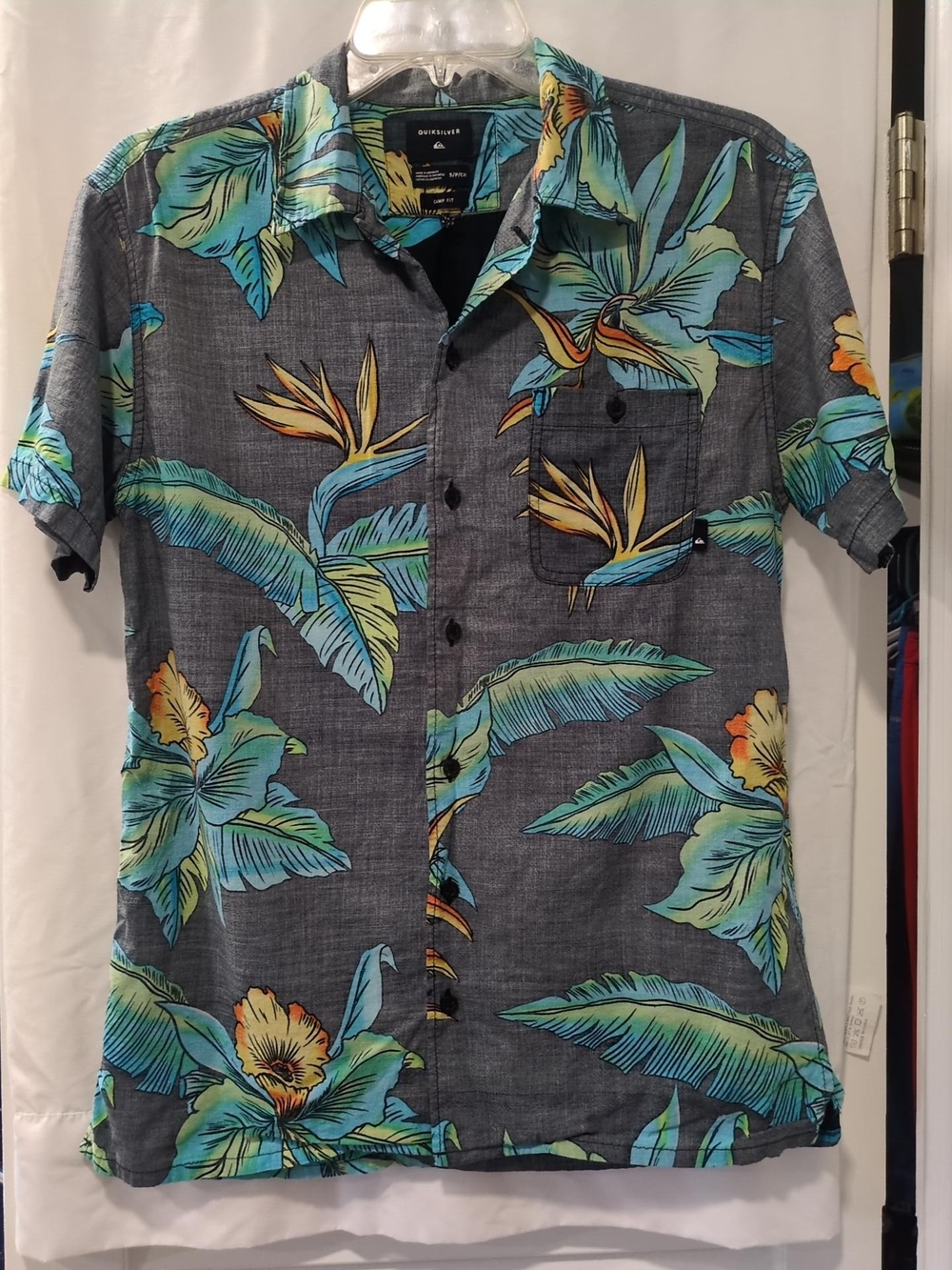 Quiksilver Men’s Short-Sleeve Tropical Print Shirt - Blue